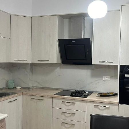 Visar Apartments Vlorë Exterior foto